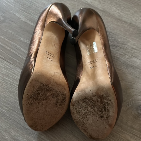 Women’s Gucci shoes size 38 1/2 (8.5 U.S.) - Picture 4 of 6